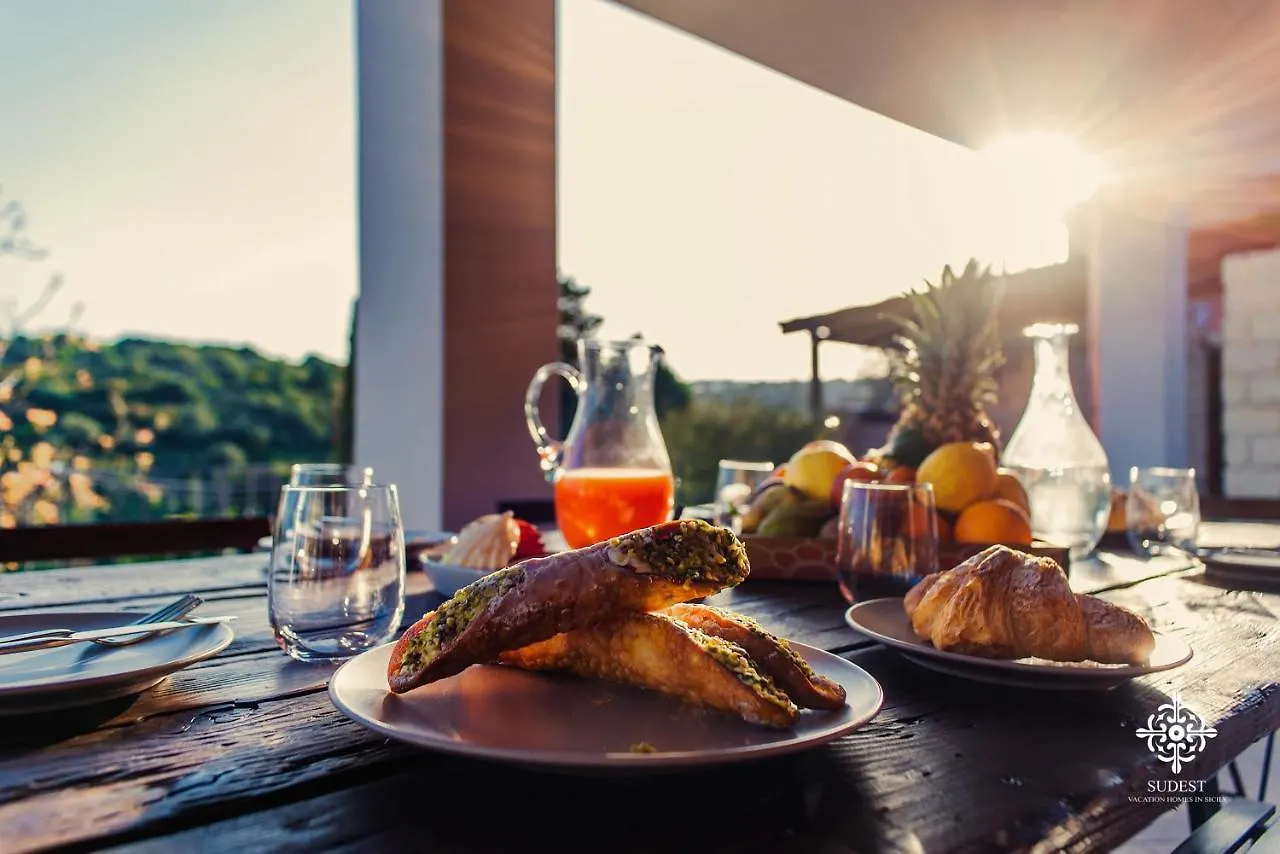 Villa Clara Country Retreat Solarino