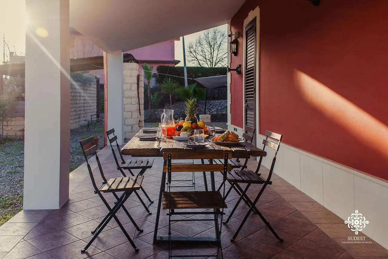 Villa Clara Country Retreat Solarino
