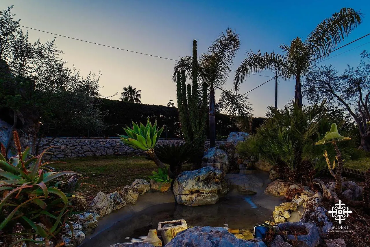 Villa Clara Country Retreat Solarino İtalya